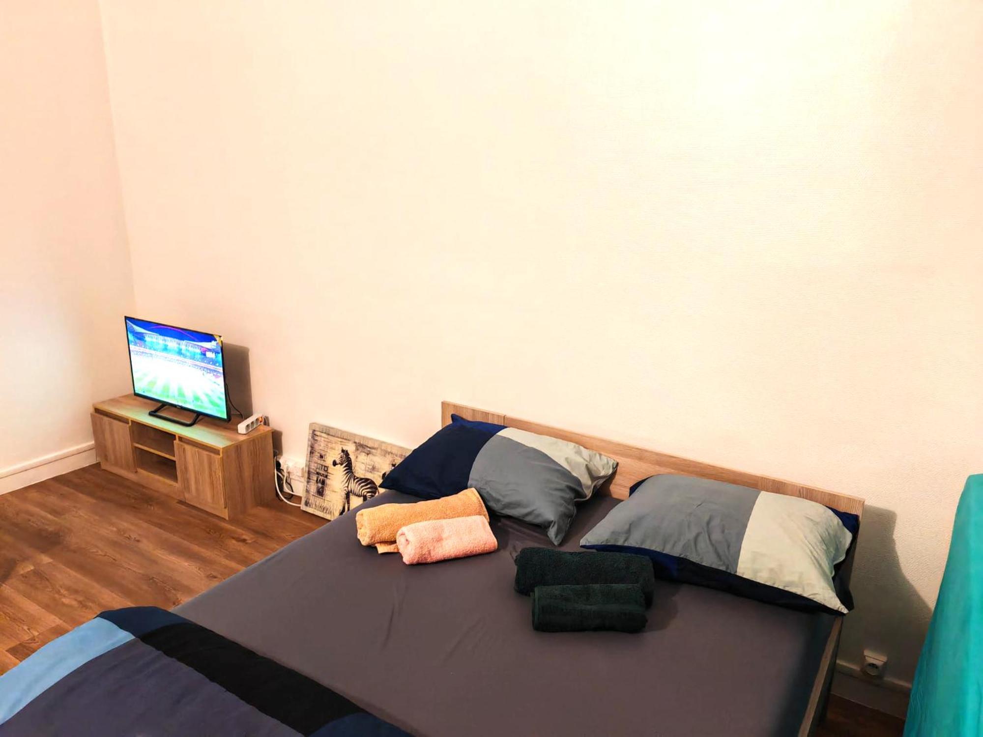 F1 Equipe Avec Ascenseur, Parking Et Pres Des Transports Appartement Argenteuil Buitenkant foto