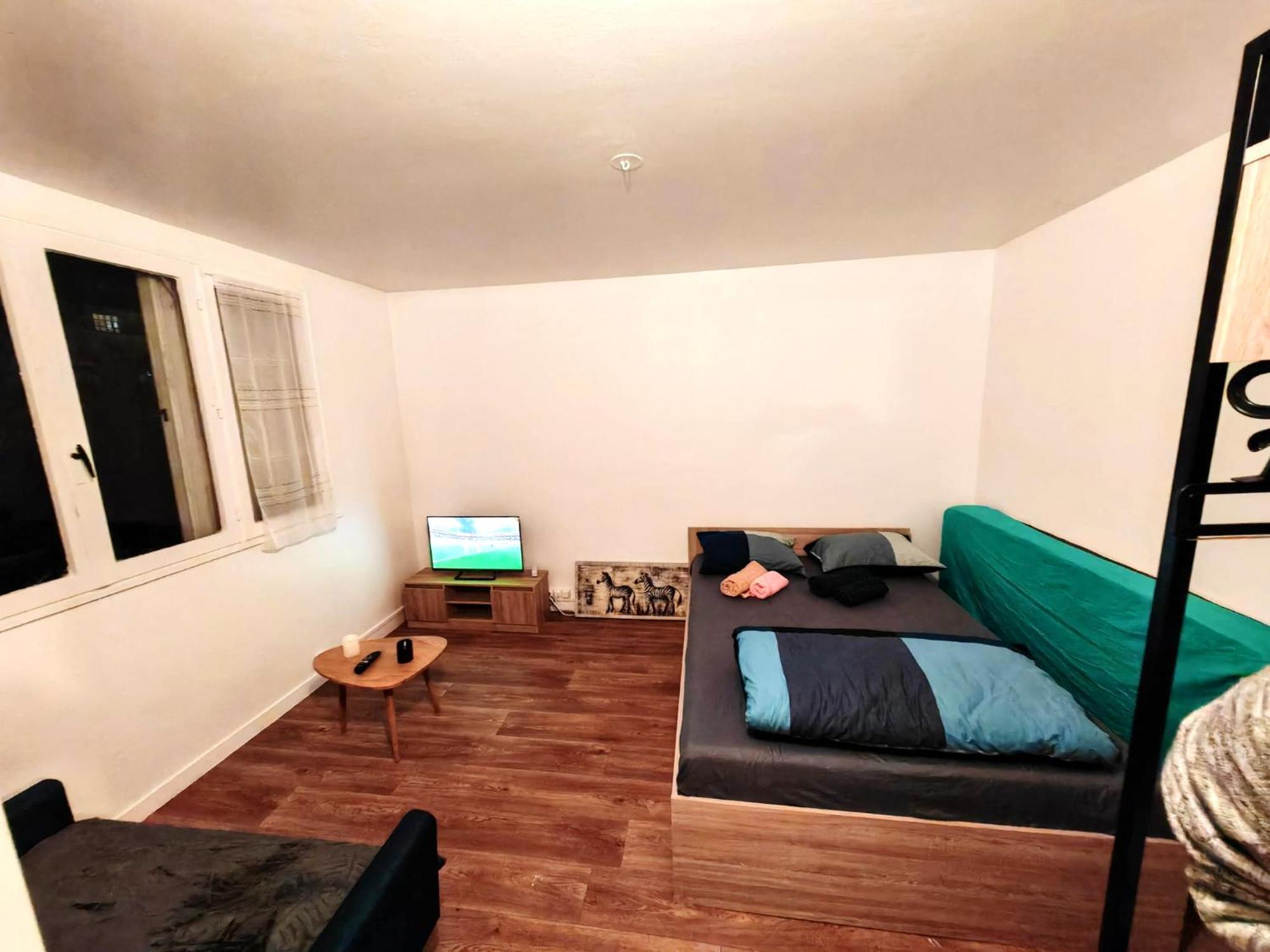 F1 Equipe Avec Ascenseur, Parking Et Pres Des Transports Appartement Argenteuil Buitenkant foto